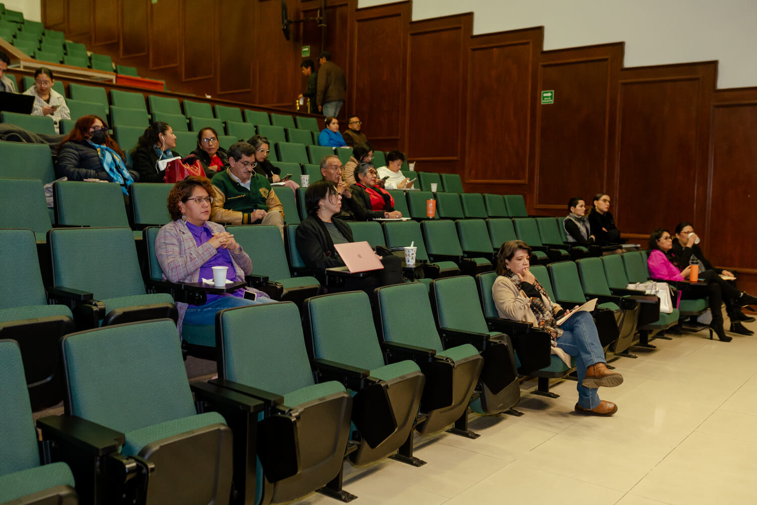 catedra-infancias-sesion-8-15-ano2